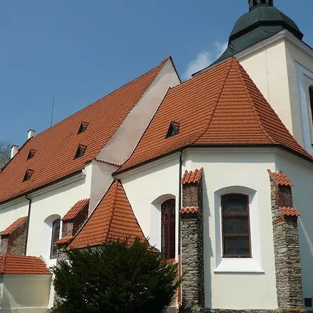 Ubytovani V Soukromi Otoli S.r.o. * Vlašim